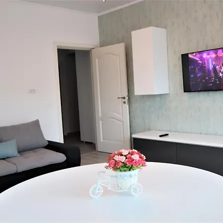 Apartment Mirage By The Sea *
